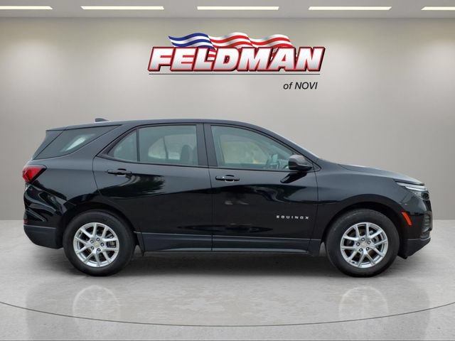 Used 2024 Chevrolet Equinox LS FWD image 7