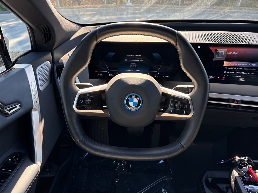 Used 2023 BMW iX M60 w/ Executive Package image 18