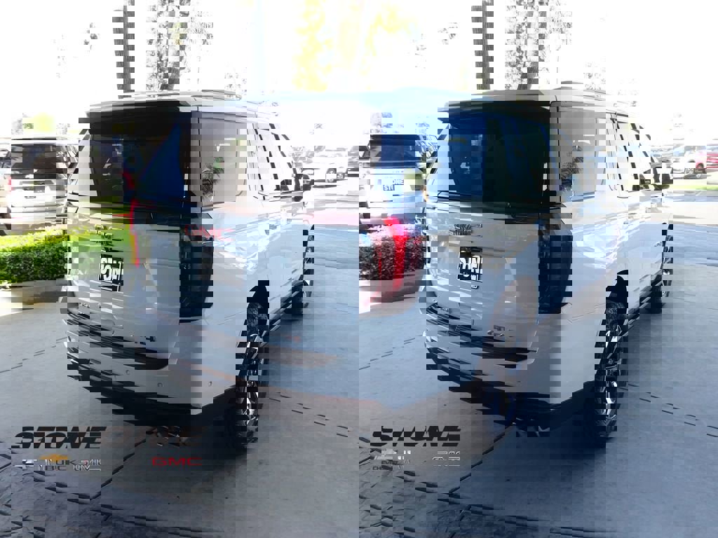 New 2026 GMC Yukon AT4 Ultimate image 8