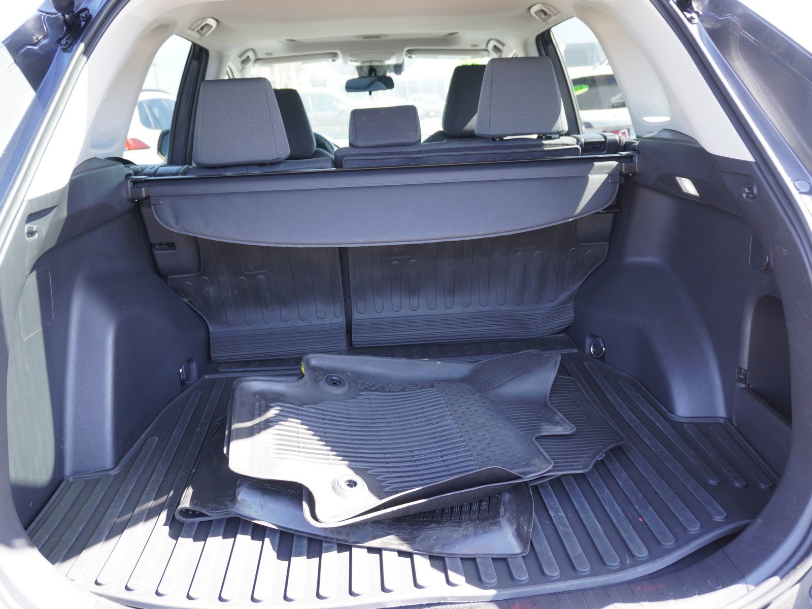 Used 2025 Toyota RAV4 XLE w/ Convenience Package AWD/4WD image 11