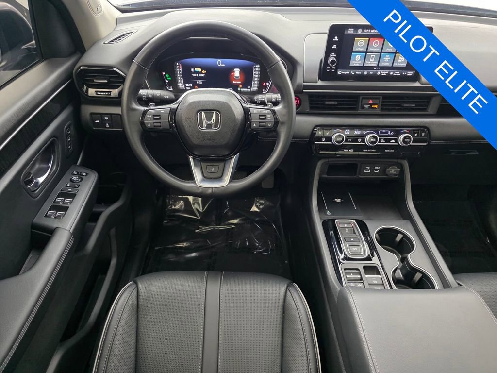 Used 2023 Honda Pilot Elite image 13
