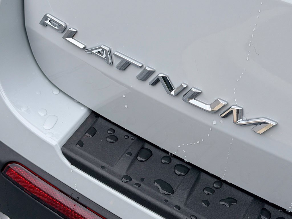 New 2027 Ford Explorer Platinum RWD image 5