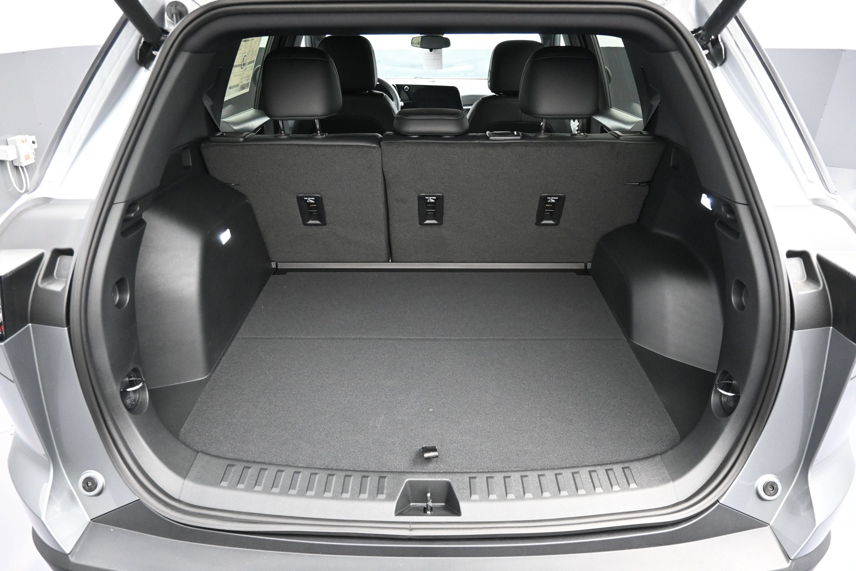 New 2027 Chevrolet Equinox LT w/ Convenience Package II FWD image 31