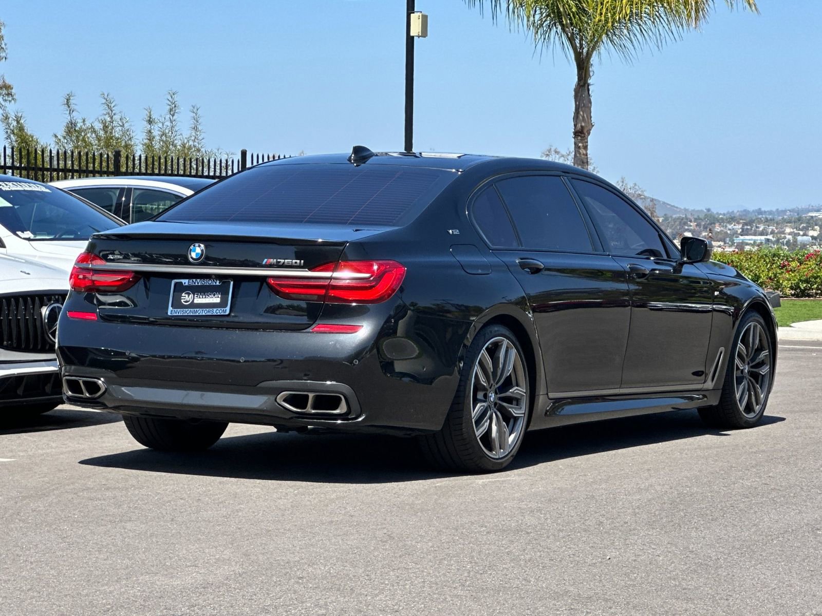 Used 2019 BMW M760i xDrive w/ Luxury Rear Seating Package AWD/4WD image 3