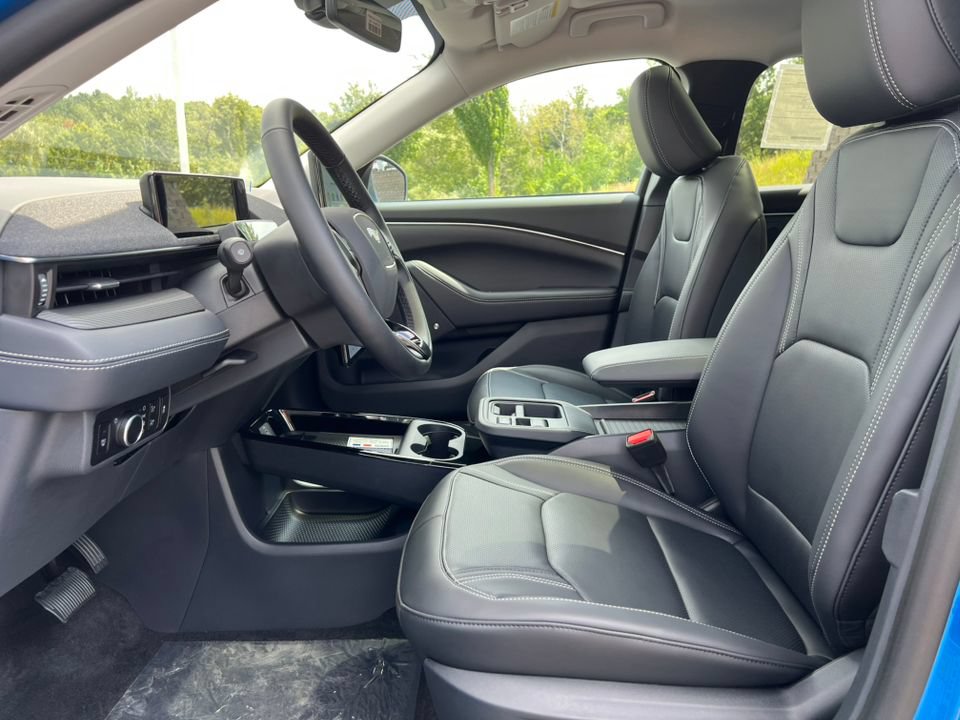 New 2026 Ford Mustang Mach-E Premium AWD/4WD image 4