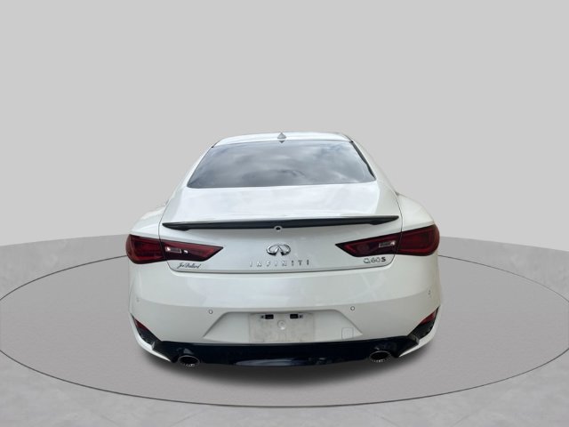 Used 2022 INFINITI Q60 Red Sport 400 w/ Carbon Fiber Package RWD image 7