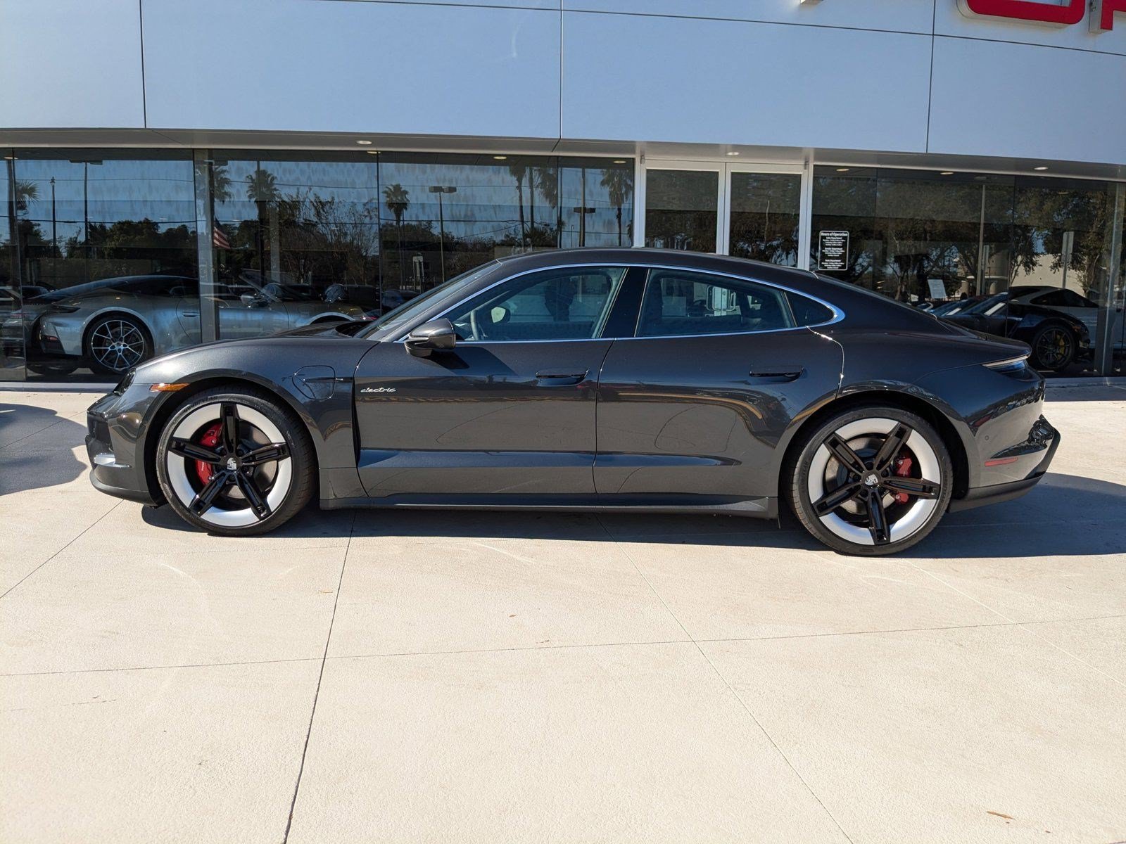 New 2025 Porsche Taycan 4S AWD/4WD image 2