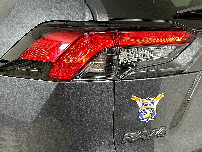 Used 2020 Toyota RAV4 XLE w/ Convenience Package image 33