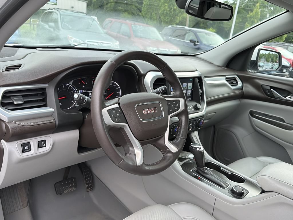 Used 2018 GMC Acadia SLT FWD image 10