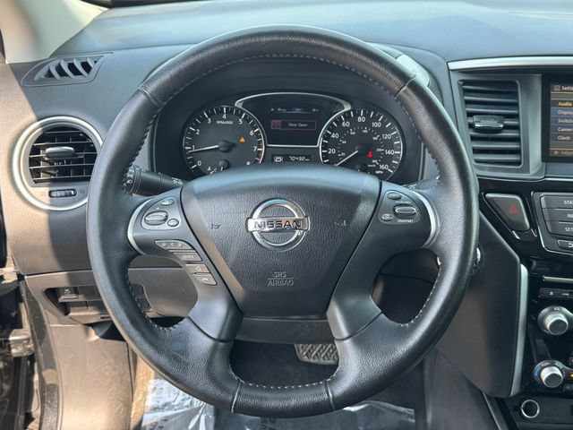 Used 2014 Nissan Pathfinder SV AWD/4WD image 23