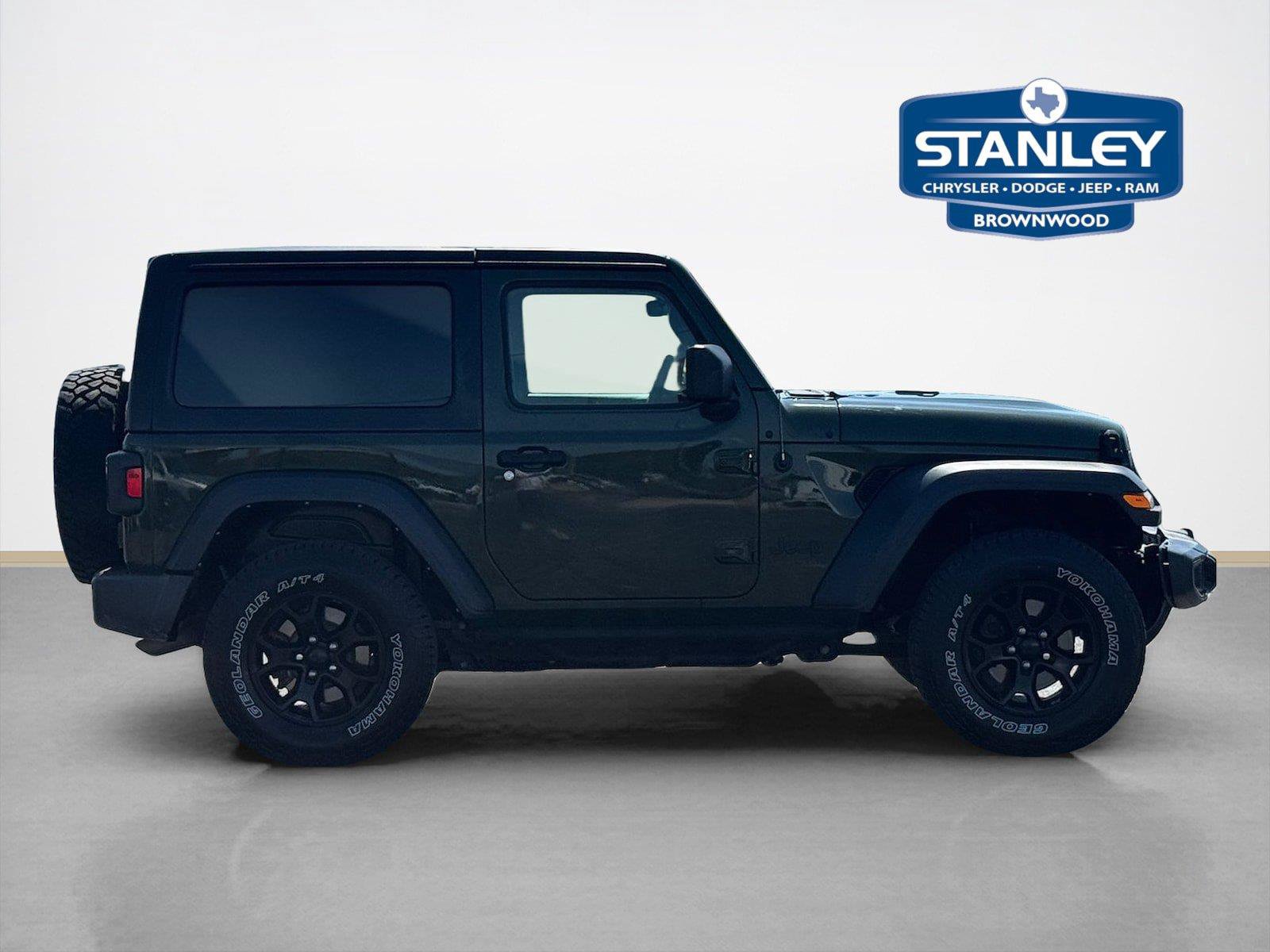 Used 2021 Jeep Wrangler Sport AWD/4WD image 11