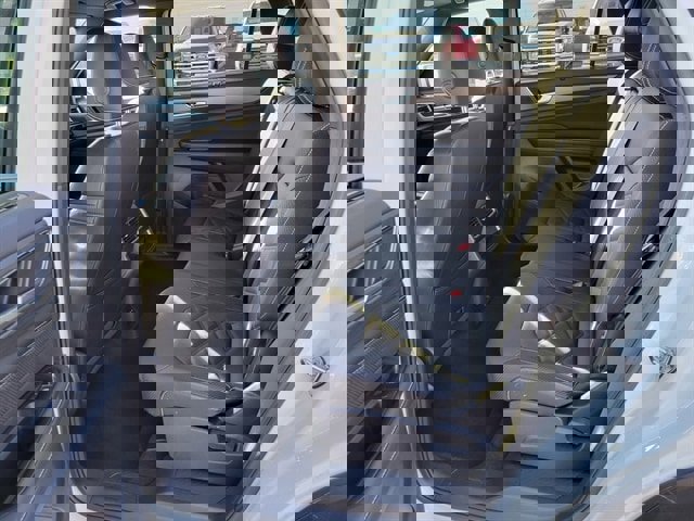 Used 2025 Volkswagen Atlas Cross Sport SE image 11