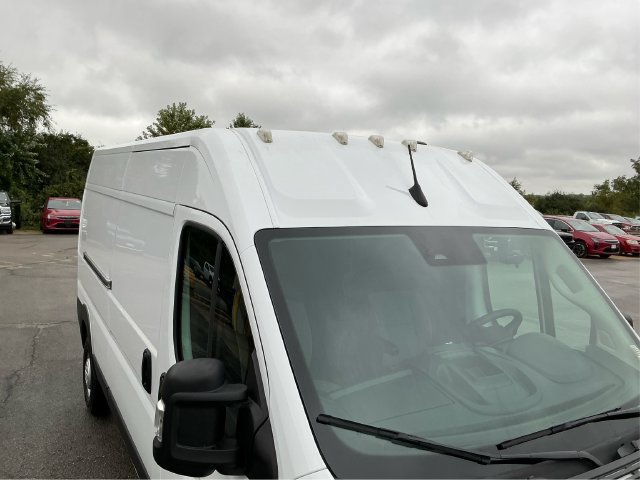 Used 2026 RAM ProMaster 2500 w/ Convenience Group FWD image 12