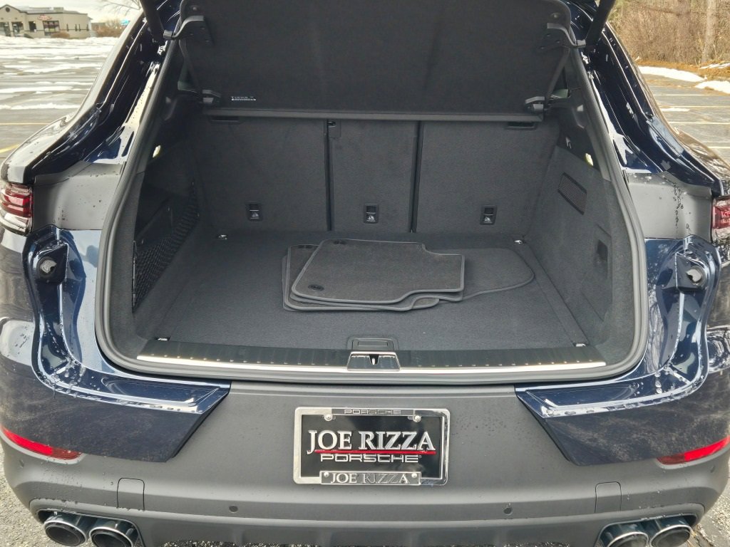 New 2026 Porsche Cayenne Coupe image 16