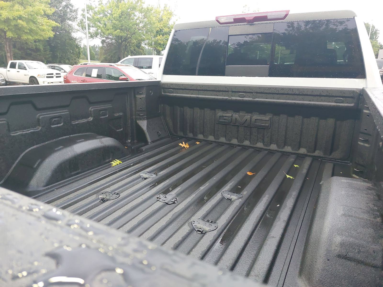 New 2026 GMC Sierra 2500 SLT w/ SLT Convenience Package AWD/4WD image 13