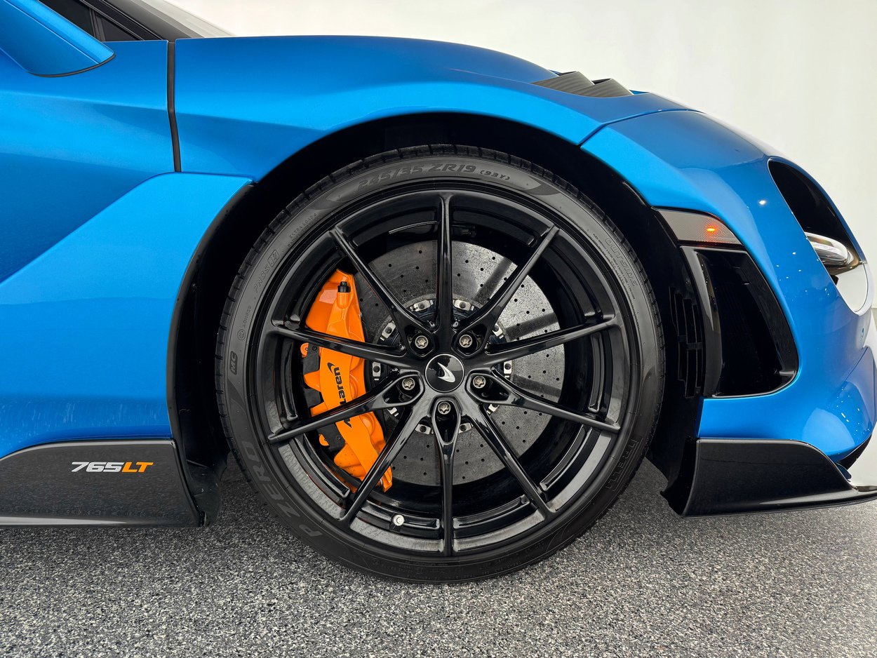 Used 2022 McLaren 765LT image 34