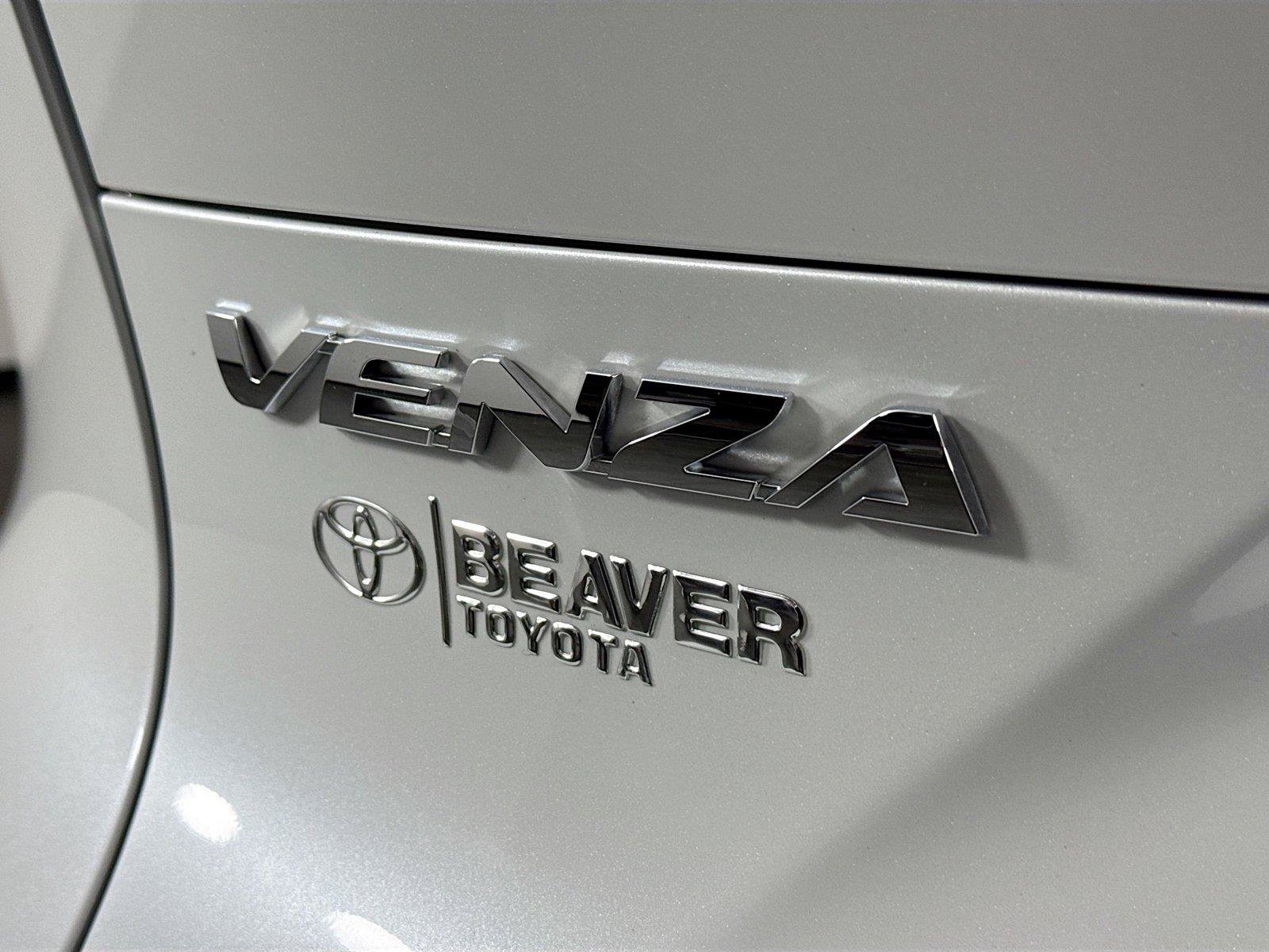Certified 2023 Toyota Venza LE AWD/4WD image 14