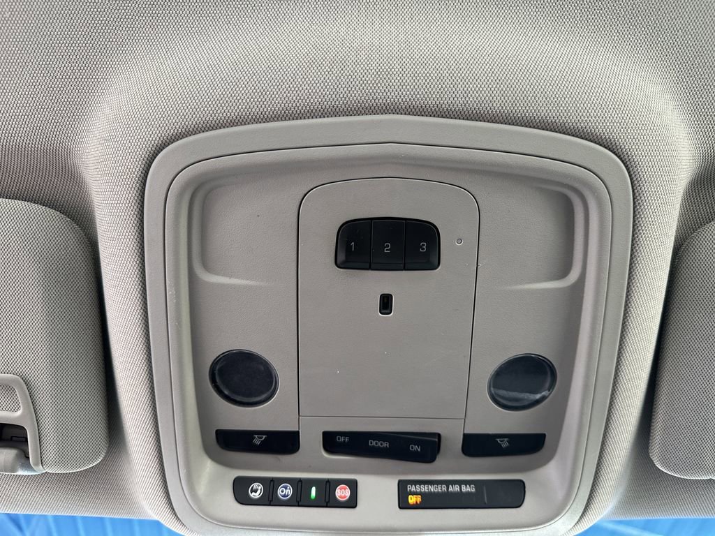 Used 2017 Cadillac XTS Luxury image 21