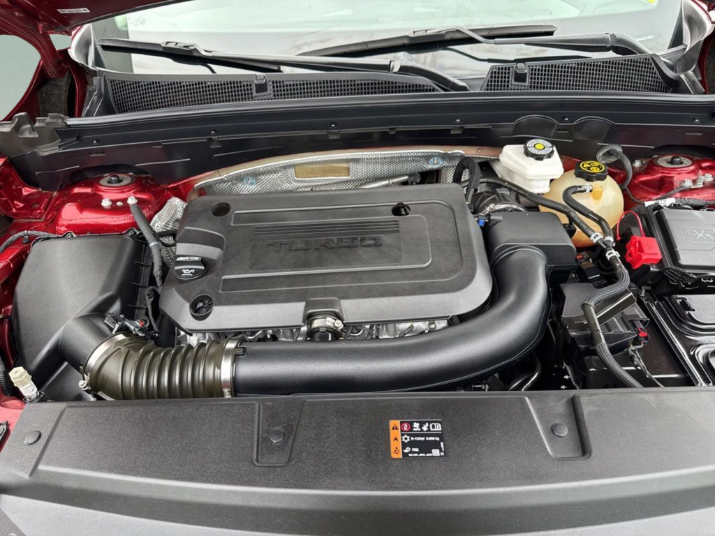 Used 2023 Buick Envision Essence w/ Sport Touring Package FWD image 31