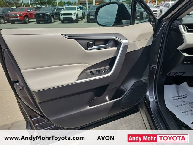 Used 2022 Toyota RAV4 XLE Premium FWD image 11