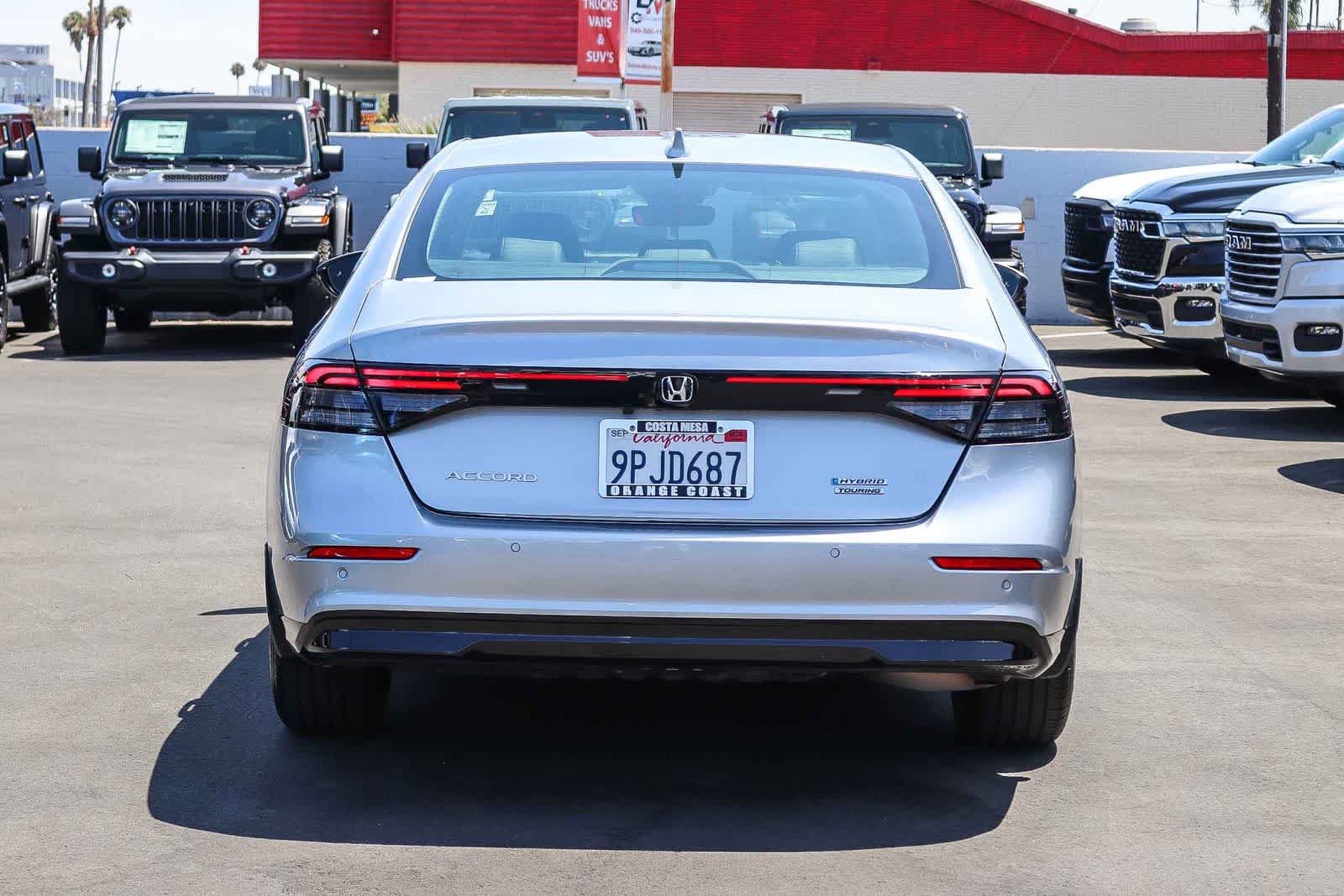 Used 2024 Honda Accord Touring image 5