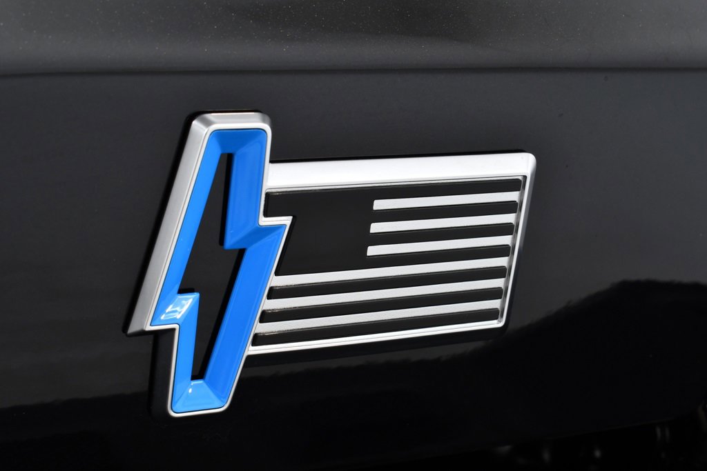 New 2025 Ford F150 Lightning Platinum image 24