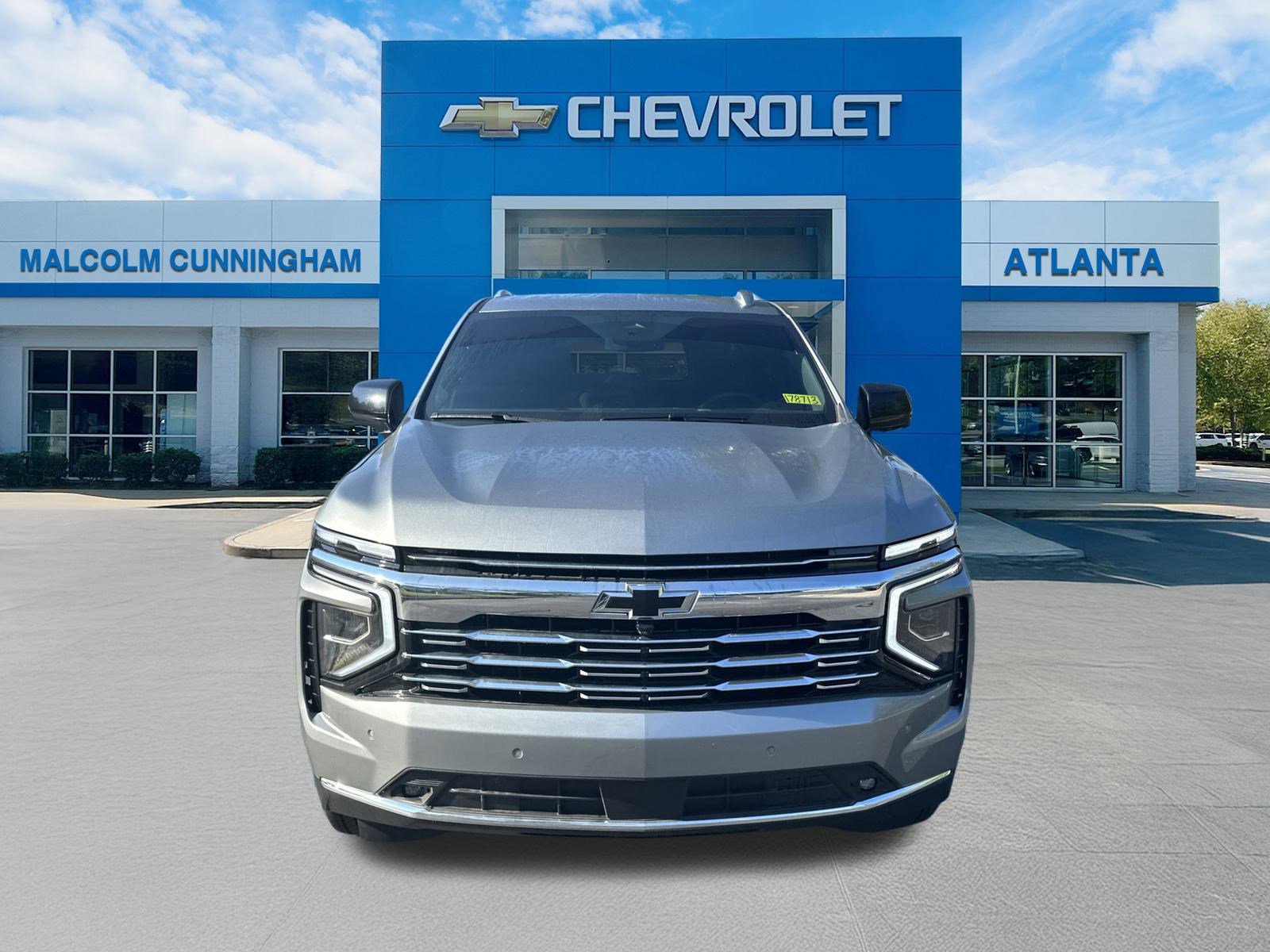 New 2025 Chevrolet Suburban Premier image 2
