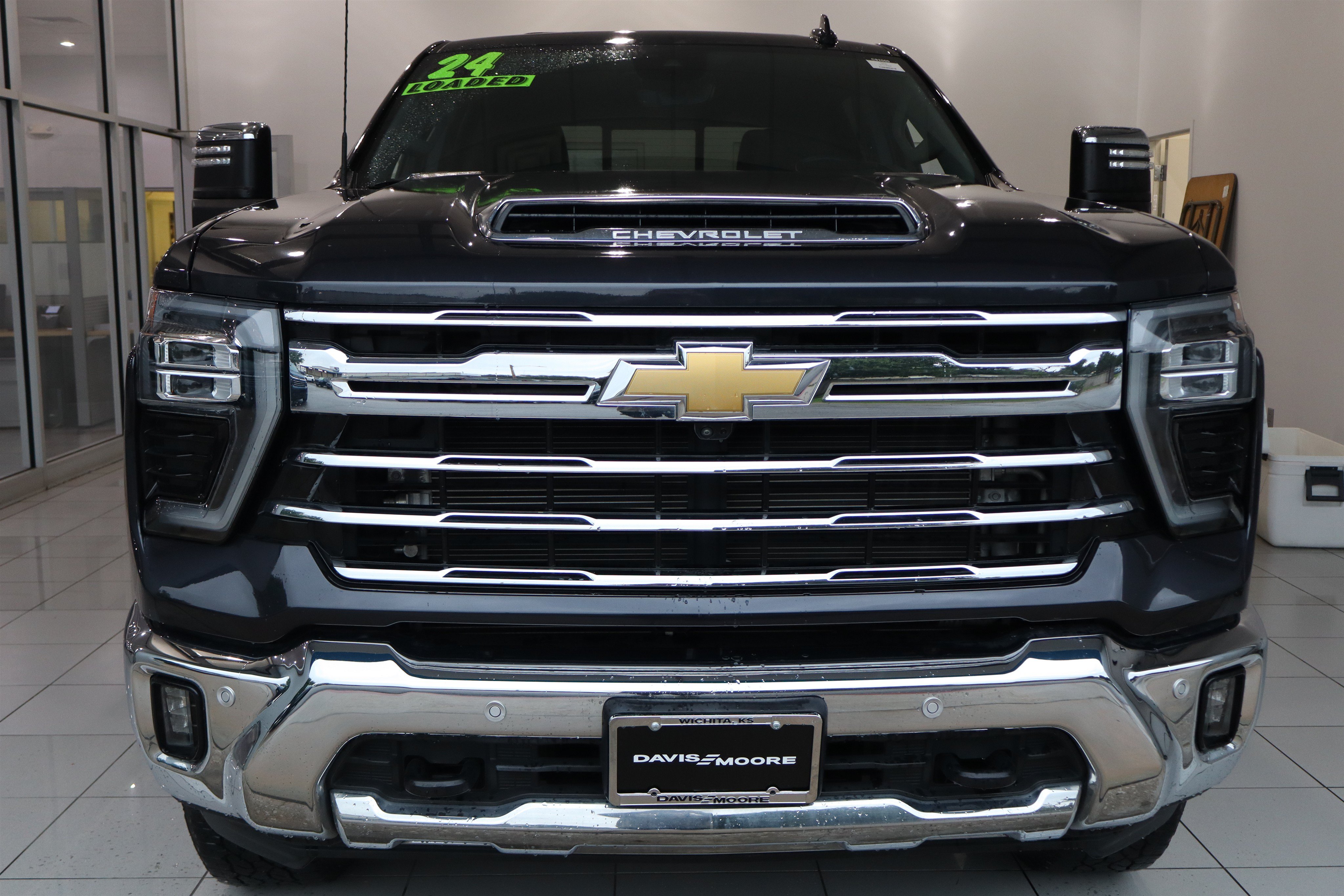 Used 2024 Chevrolet Silverado 3500 LTZ w/ LTZ Premium Package AWD/4WD image 13