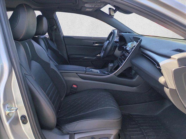 Used 2020 Toyota Avalon XSE w/ Carpet Mat Package FWD image 22