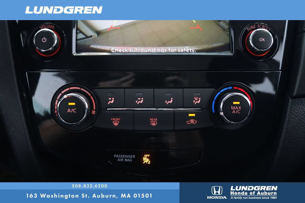 Used 2019 Nissan Rogue S AWD/4WD image 22