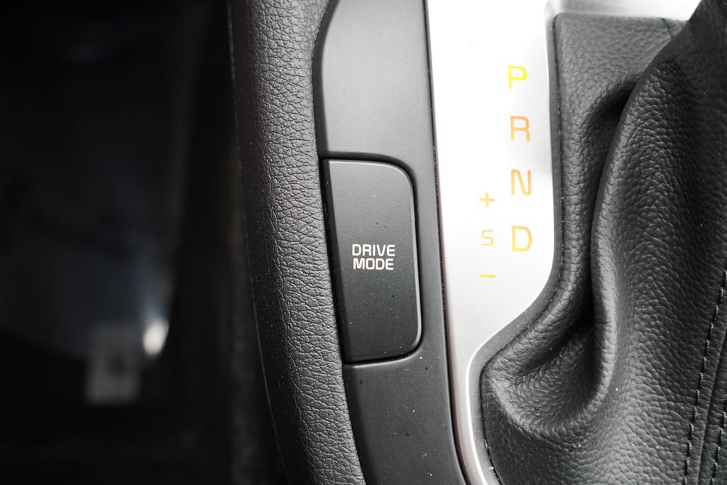 Certified 2024 Kia Forte LXS w/ LXS Technology Package FWD image 24