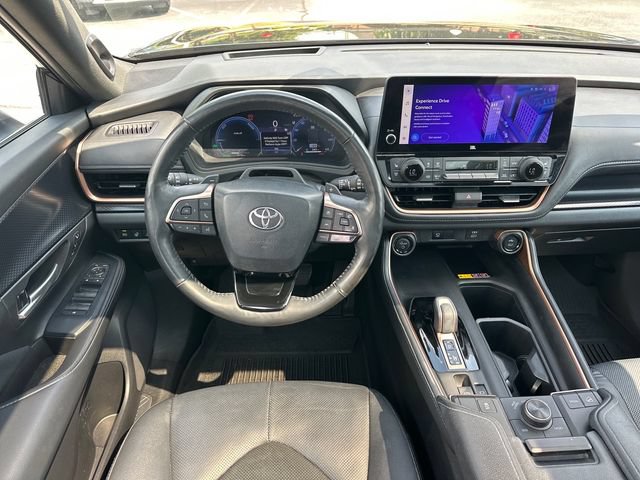 Used 2024 Toyota Grand Highlander AWD Hybrid image 12