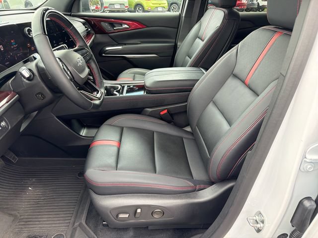 Certified 2024 Chevrolet Traverse RS w/ LPO, Floor Liner Package AWD/4WD image 10