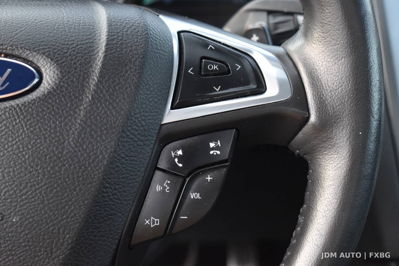 Used 2014 Ford Fusion Titanium FWD image 21
