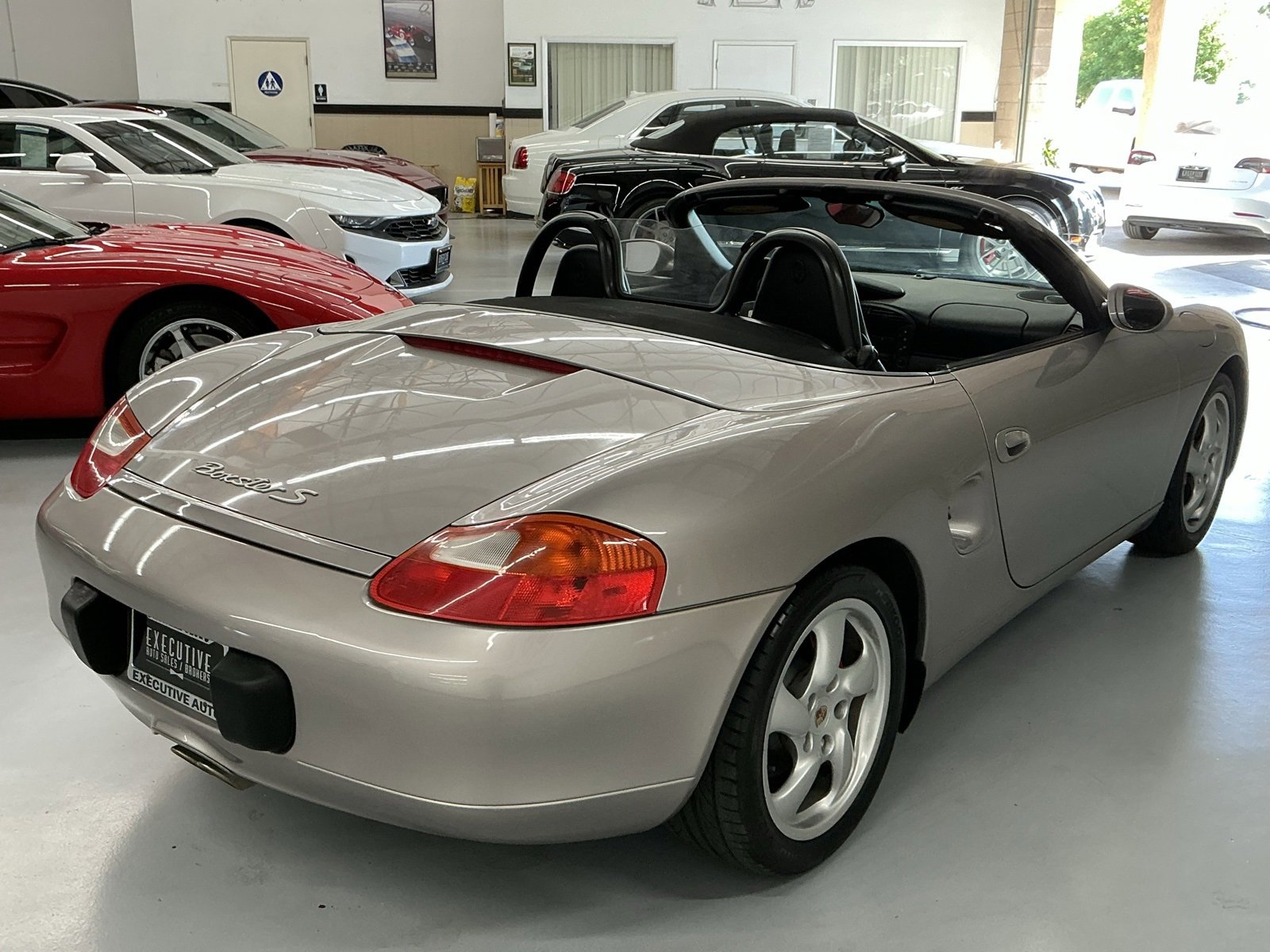 Used 2002 Porsche Boxster S image 3