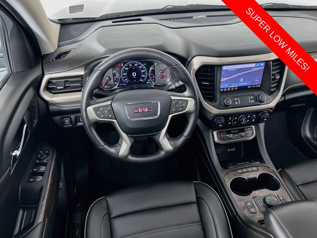 Used 2021 GMC Acadia Denali w/ Denali Ultimate Package AWD/4WD image 24