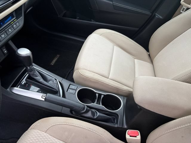 Used 2015 Toyota Corolla LE FWD image 15