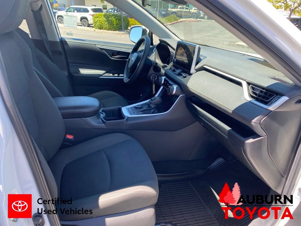 Certified 2024 Toyota RAV4 LE AWD/4WD image 15