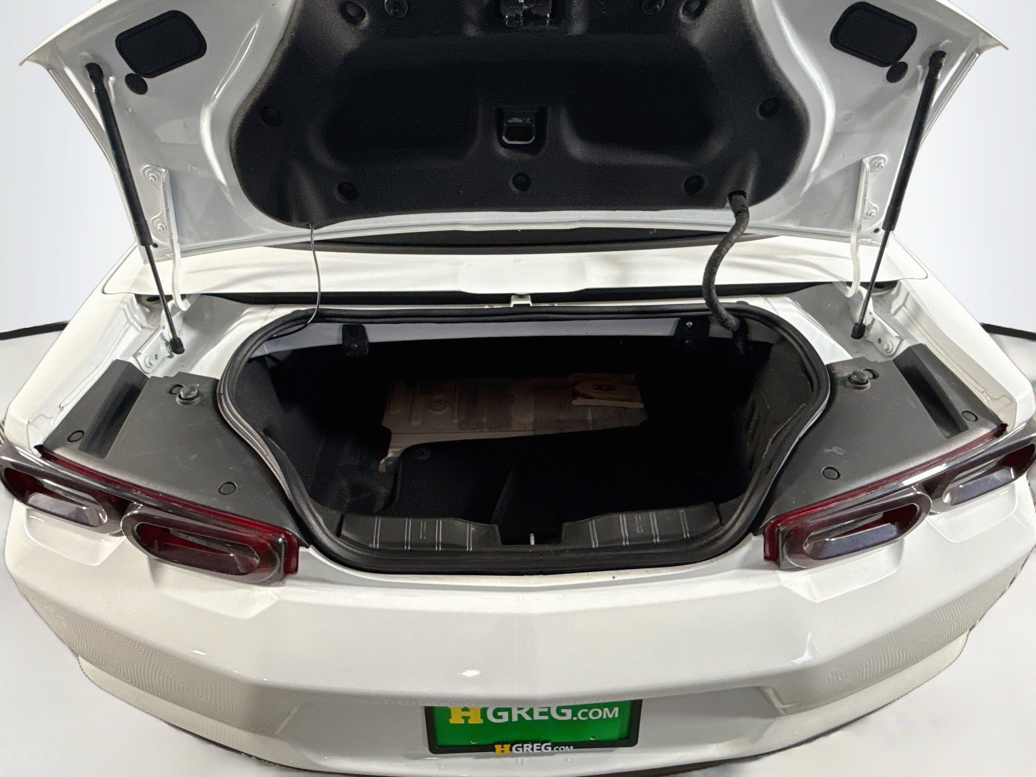 Used 2019 Chevrolet Camaro LT RWD image 33