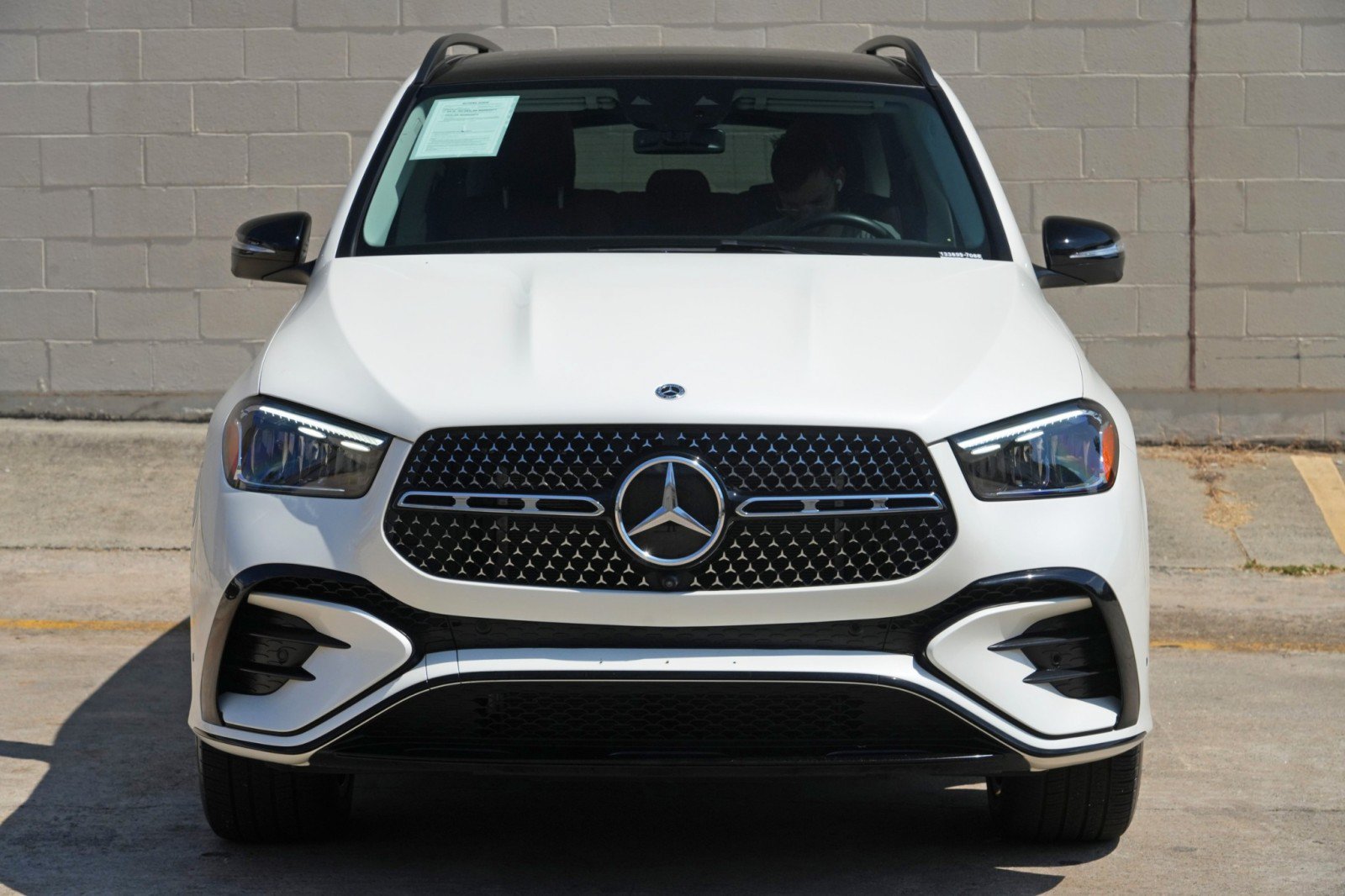 Used 2024 Mercedes-Benz GLE 580 4MATIC w/ 3rd Row Seat Package image 59