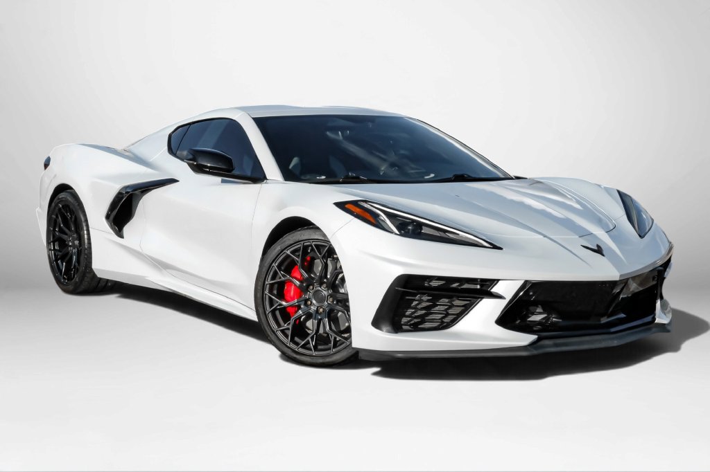 Used 2023 Chevrolet Corvette Stingray Preferred Cpe w/ Z51 Performance Package RWD image 3