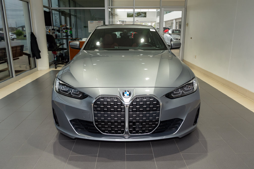 Used 2024 BMW 430i Gran Coupe xDrive w/ Premium Package AWD/4WD image 11