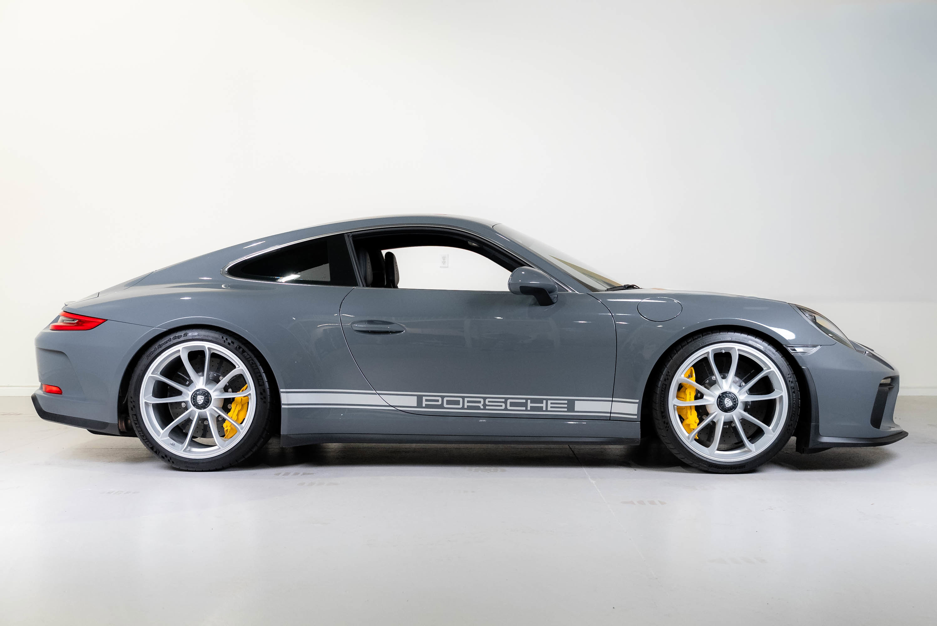 Used 2018 Porsche 911 GT3 image 62