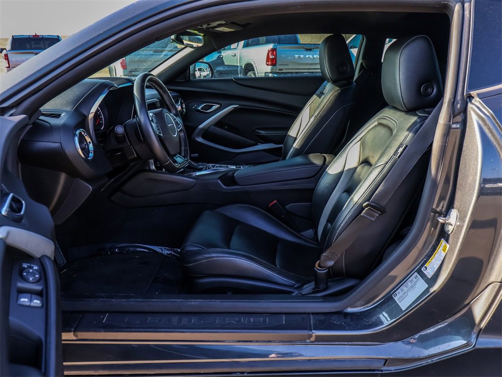 Used 2018 Chevrolet Camaro LT w/ RS Package image 19