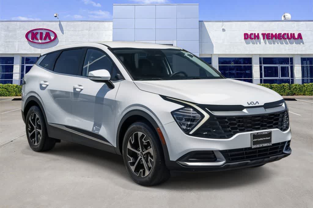 Certified 2025 Kia Sportage EX FWD image 3