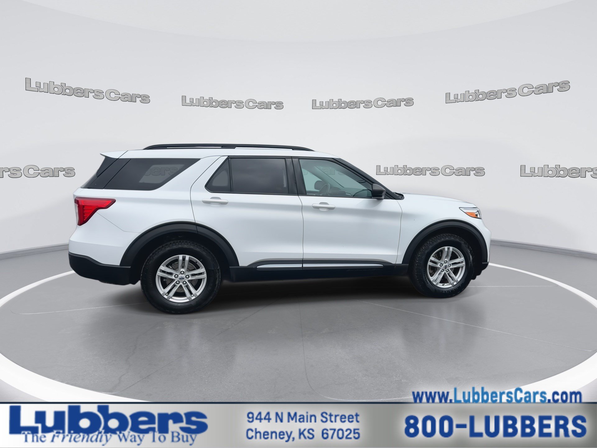 Used 2021 Ford Explorer XLT AWD/4WD image 9