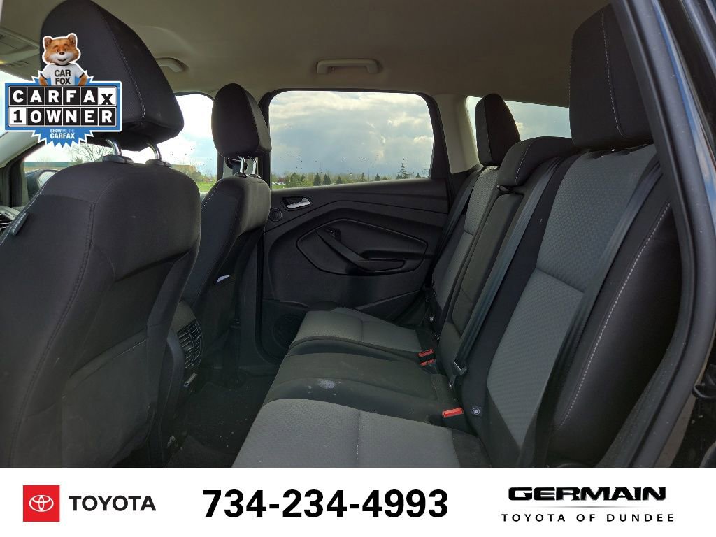 Used 2017 Ford Escape SE w/ Equipment Group 201A FWD image 18