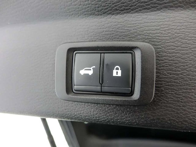 Used 2025 Mitsubishi Outlander SE AWD/4WD image 32