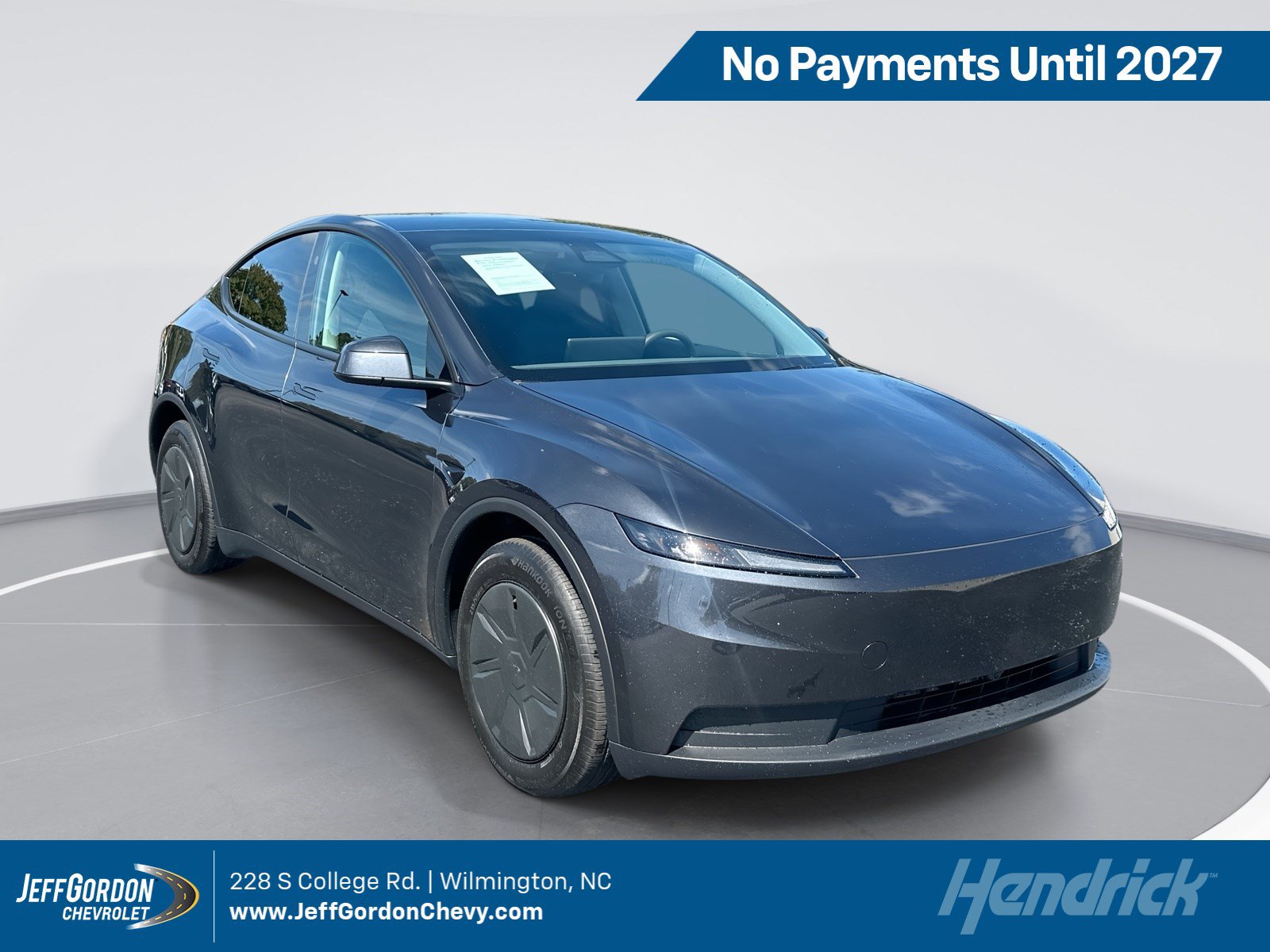 Used 2026 Tesla Model Y AWD image 1