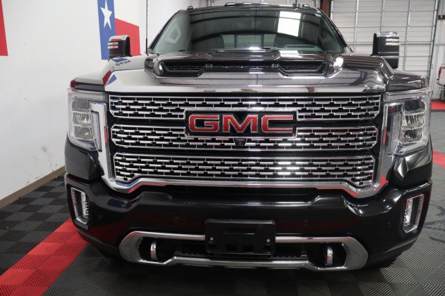 Used 2022 GMC Sierra 3500 Denali w/ Denali Black Diamond Edition AWD/4WD image 5